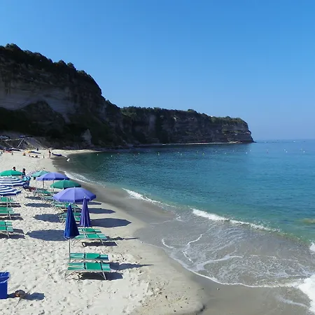 Couette-café Residenza Sguitti Tra Tropea E Capo Vaticano 3*