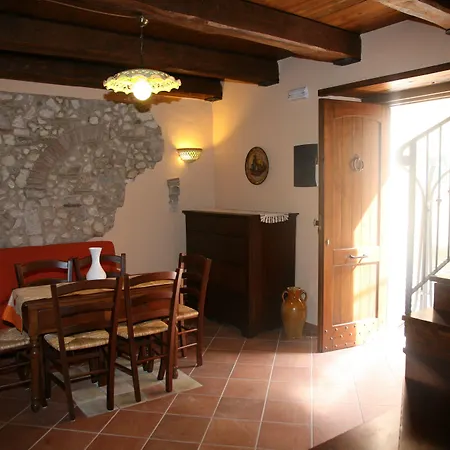 Residenza Sguitti Tra Tropea E Capo Vaticano Couette-café