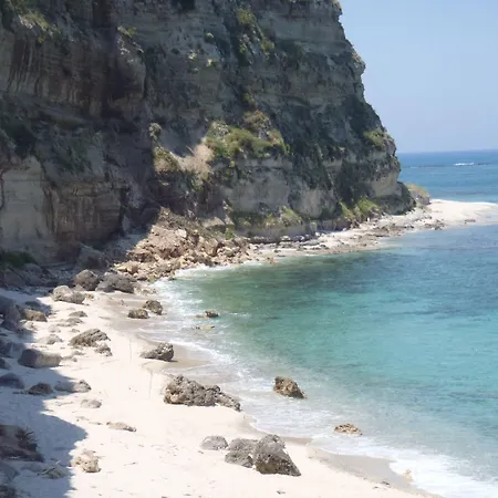 Residenza Sguitti Tra Tropea E Capo Vaticano Couette-café Santa Domenica (Vibo Valentia)