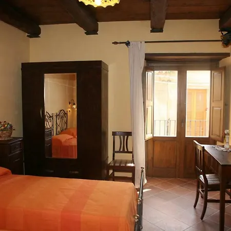 Residenza Sguitti Tra Tropea E Capo Vaticano Couette-café 3*