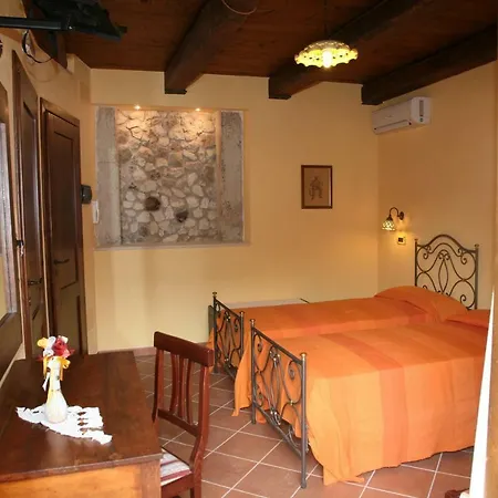 Residenza Sguitti Tra Tropea E Capo Vaticano Couette-café 3*